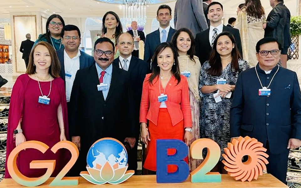 Images of individuals for Indian descent during G20 conference. 